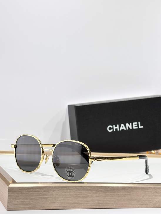 Picture of Chanel Sunglasses _SKUfw76990498fw